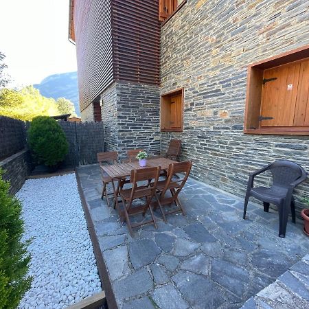 B49 - Bajo Con Jardin Peguera - Villmor Daire Benasque Dış mekan fotoğraf